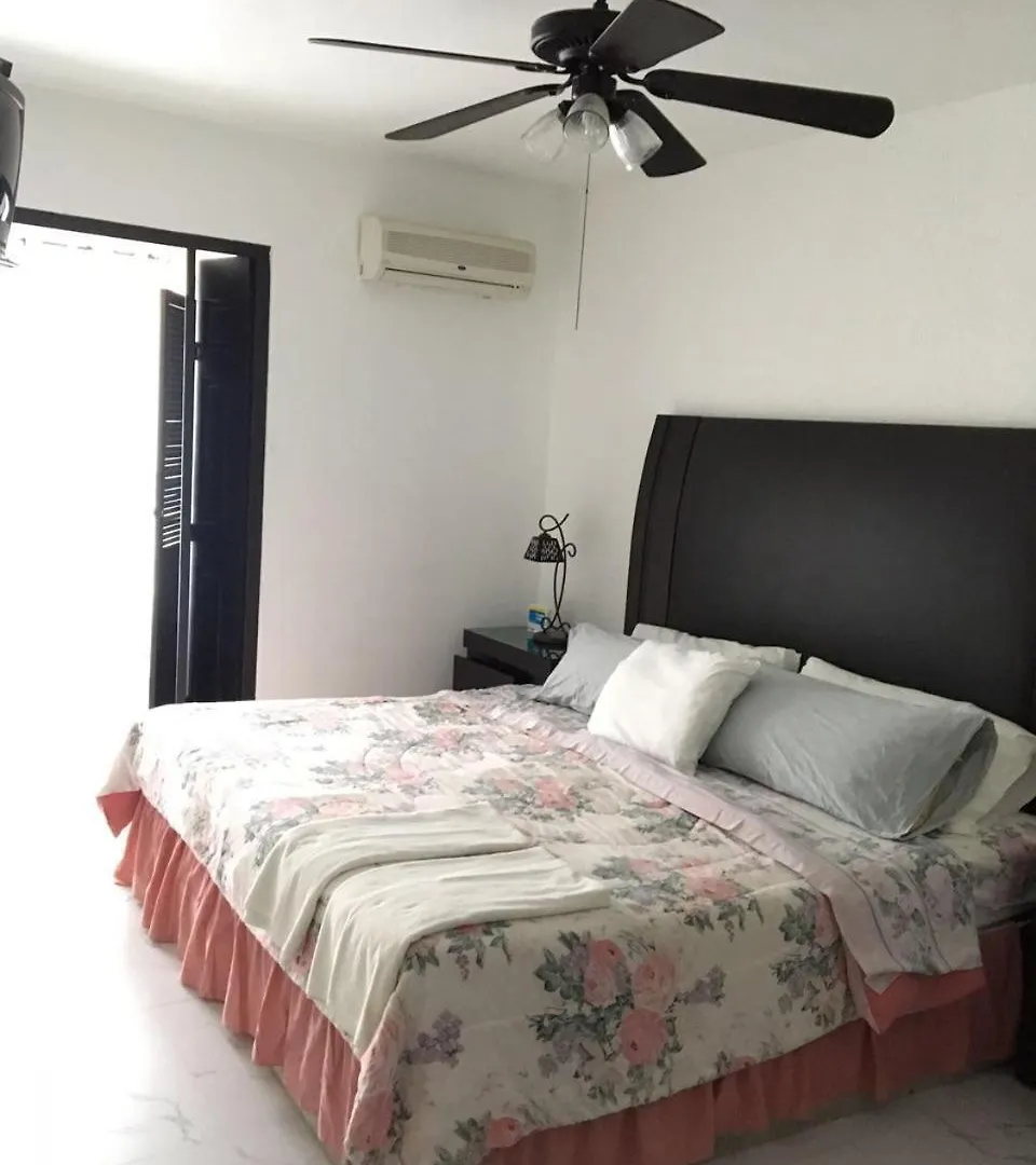 Condominios Playa Linda Cancun