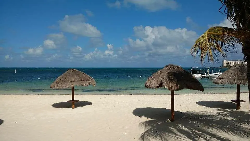 Apartment Condominios Playa Linda Cancun